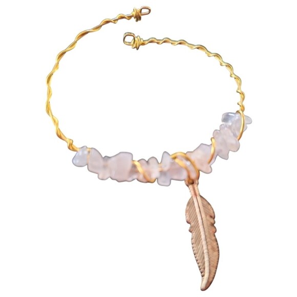 Rose Quartz Gem Stones w/Feather Charm Extendable Bracelet - Picture 1 of 4